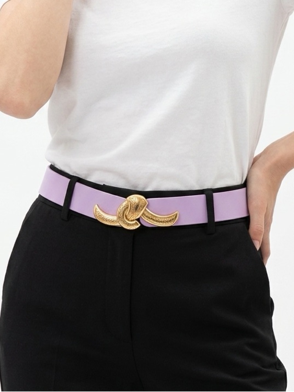Vintage leather belt - Picture 2 of 14